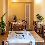Curte Nicia Konukevi Nizza Monferrato