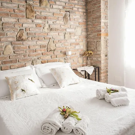 Curte Nicia Gæstehus 3*