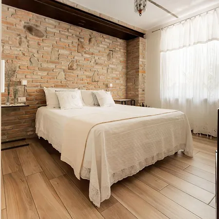 Curte Nicia Guest house 3*